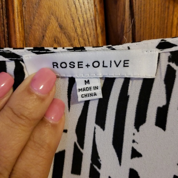 Black & White Bell Sleeve Blouse - Picture 3 of 3